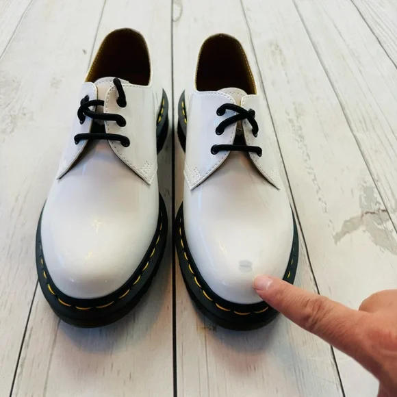 Dr Martens 26754 White Women’s Shoes Size 7 - Picture 12 of 12